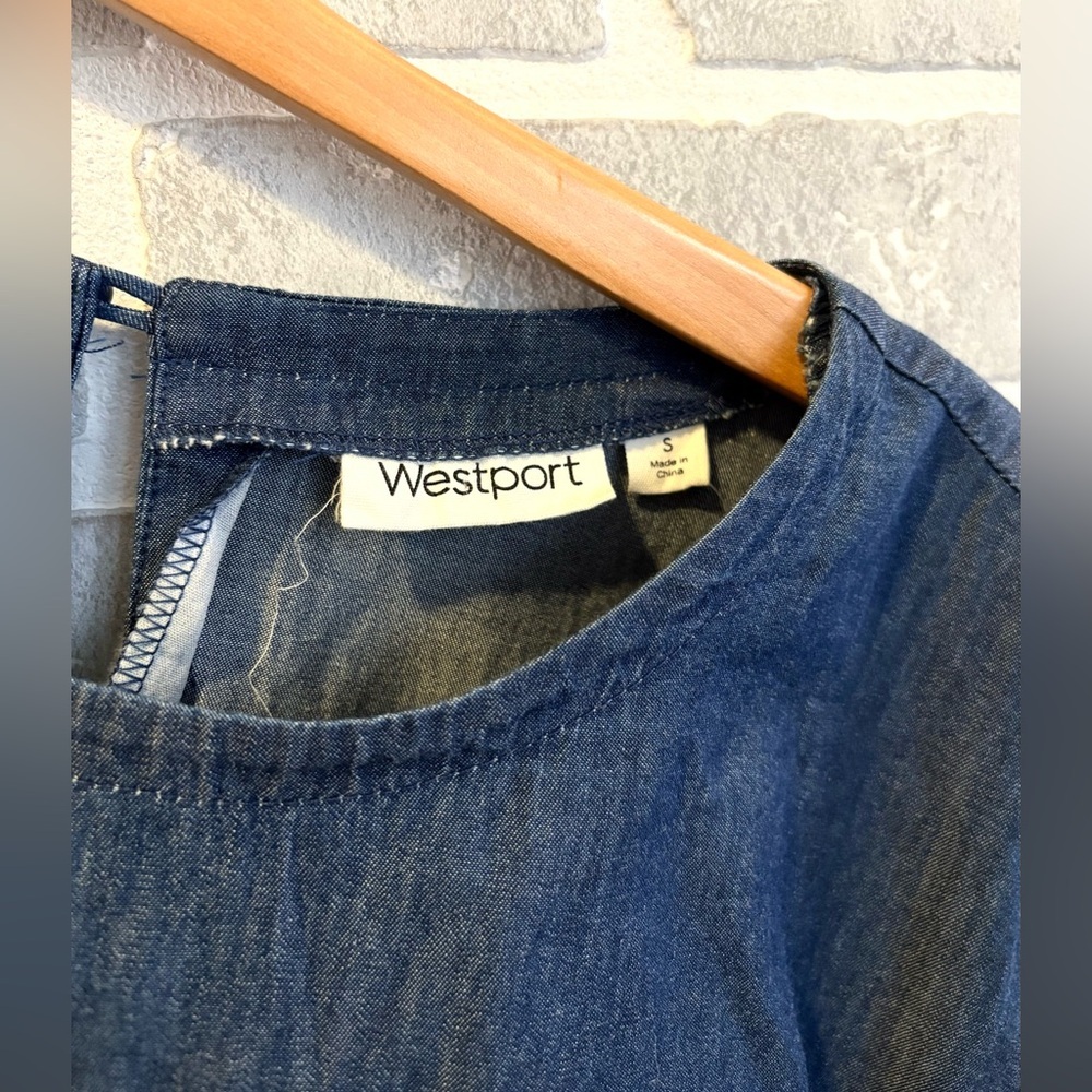 Westport NWT Light Denim 100% Cotton Dress
(ret $49.99) size Sm - Picture 2 of 3